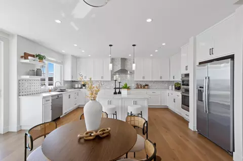 Kitchen - 634 Coronado St, El Granada, CA 94018 photo 6 of 9