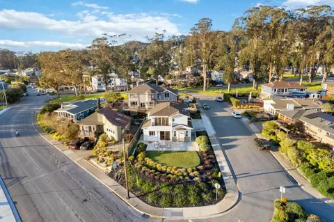 View/Area - 634 Coronado St, El Granada, CA 94018 photo 1 of 1