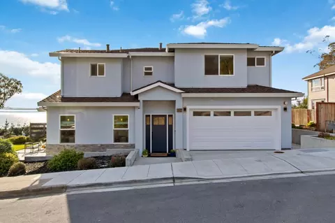 Exterior - 634 Coronado St, El Granada, CA 94018 photo 5 of 7