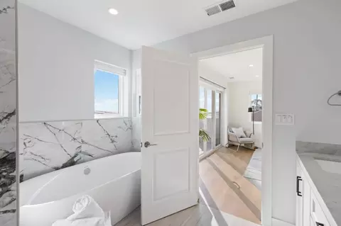 Bath - 634 Coronado St, El Granada, CA 94018 photo 7 of 9