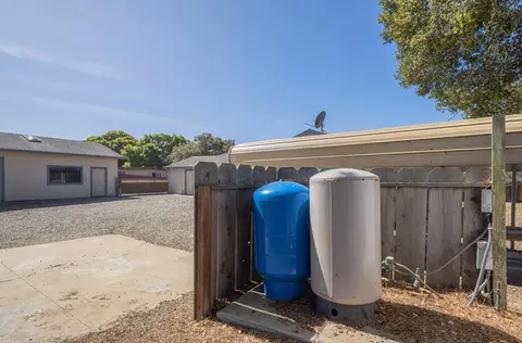 Exterior - 9340 Pollock Ln, Salinas, CA 93907 photo 10 of 13