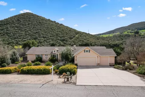 45126 Palomino Rd, King City, CA 93930