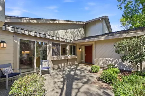 8484 Grenache Ct, San Jose, CA 95135