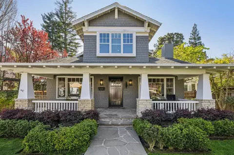 1042 Cowper St, Palo Alto, CA 94301
