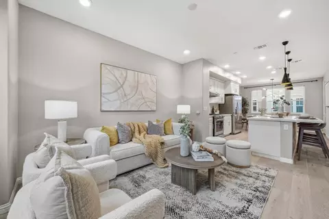 346 Circuit Way, Mountain View, CA 94043
