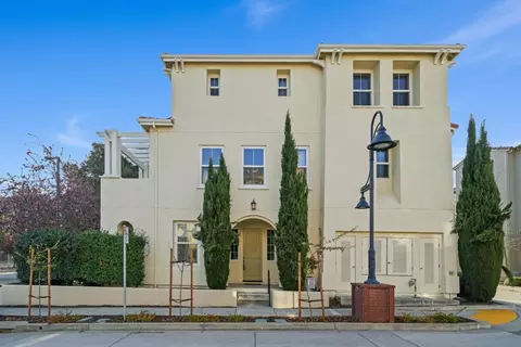 451 Chagall St, Mountain View, CA 94041