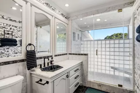 Bath - 70 Paseo Hermoso, Salinas, CA 93908 photo 1 of 1