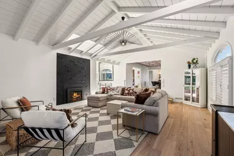 Living - 70 Paseo Hermoso, Salinas, CA 93908 photo 1 of 2