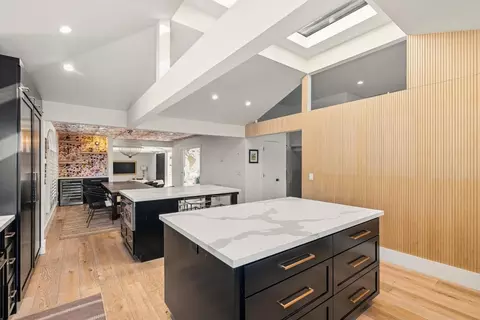 Kitchen - 70 Paseo Hermoso, Salinas, CA 93908 photo 6 of 8