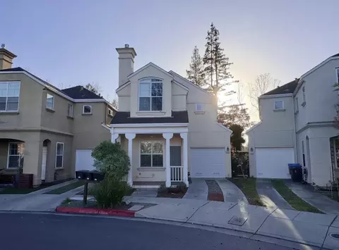 125 Concord Cir, Mountain View, CA 94040