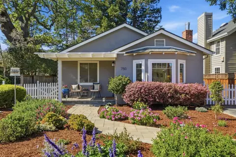 750 Los Robles Ave, Palo Alto, CA 94306