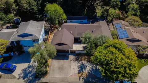 View/Area - 800 Oddstad Blvd, Pacifica, CA 94044 photo 1 of 5