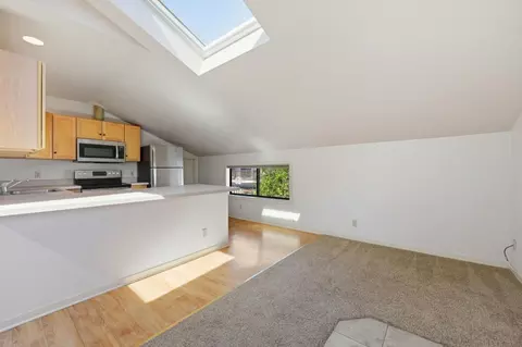 Living - 809 E 5th Ave, San Mateo, CA 94402 photo 5 of 6