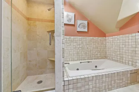 Bath - 809 E 5th Ave, San Mateo, CA 94402 photo 1 of 5