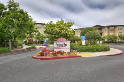 233 Pacifica Blvd 102, Watsonville, CA 95076