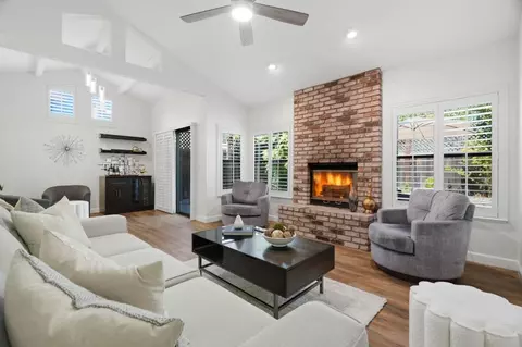 Living - 135 Redding Rd A, Campbell, CA 95008 photo 3 of 3