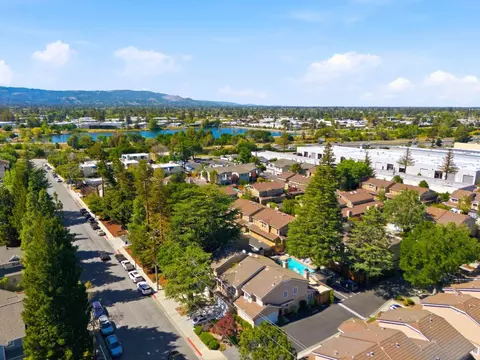 View/Area - 135 Redding Rd A, Campbell, CA 95008 photo 5 of 5