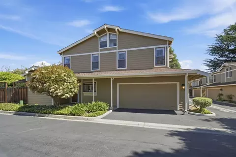 135 Redding Rd A, Campbell, CA 95008