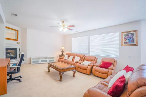 Living - Desert View Pl, Bakersfield, CA 93311 photo 1 of 6