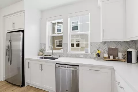 Kitchen - 37460 Bowline Rd, Newark, CA 94560 photo 3 of 4