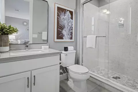 Bath - 2829 Mount Dana Dr, Dublin, CA 94568 photo 7 of 9