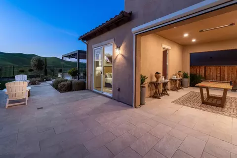 Exterior - 2829 Mount Dana Dr, Dublin, CA 94568 photo 4 of 17