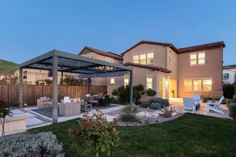 2829 Mount Dana Dr, Dublin, CA 94568