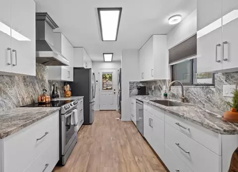 19271 Pine Mountain Dr, Groveland, CA 95321