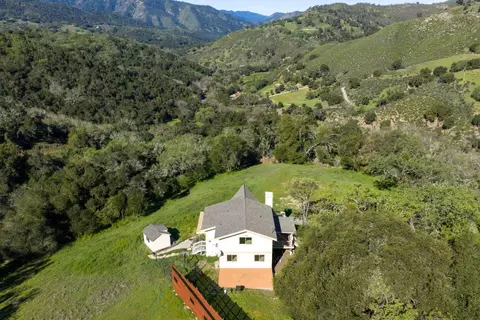 20510 Cachagua Rd, Carmel Valley, CA 93924