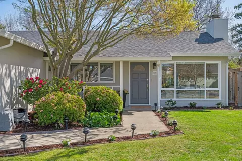 2825 Washington Ave, Redwood City, CA 94061