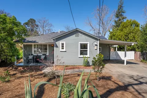 3 Delmar Ct, Redwood City, CA 94063