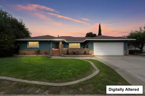 1941 Memorial Dr, Hollister, CA 95023