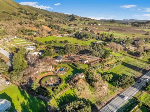 View/Area - 12170 Calle Uvas, Gilroy, CA 95020 photo 2 of 8