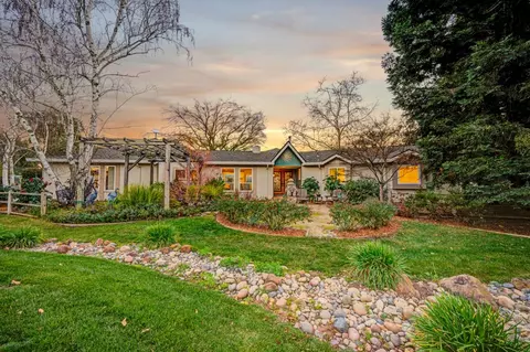 Exterior - 12170 Calle Uvas, Gilroy, CA 95020 photo 12 of 17