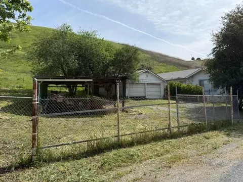 Exterior - 2118 Old Calaveras Rd, Milpitas, CA 95035 photo 10 of 18