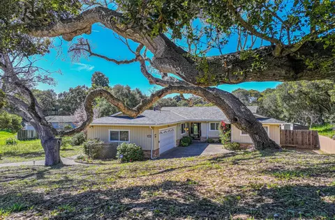 Exterior - 9390 Holly Oak Way, Salinas, CA 93907 photo 2 of 9