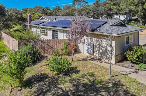 Exterior - 9390 Holly Oak Way, Salinas, CA 93907 photo 3 of 9