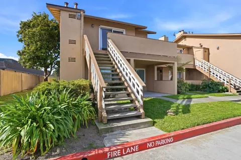 1055 Padre Dr 2, Salinas, CA 93901