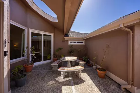 Exterior - 2309 Burning Tree Rd, Half Moon Bay, CA 94019 photo 2 of 2
