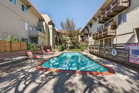 Exterior - 35 28th Ave 307, San Mateo, CA 94403 photo 6 of 8