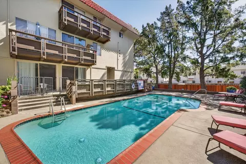 Exterior - 35 28th Ave 307, San Mateo, CA 94403 photo 5 of 8