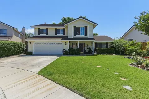 2181 Burlwood Dr, Hollister, CA 95023