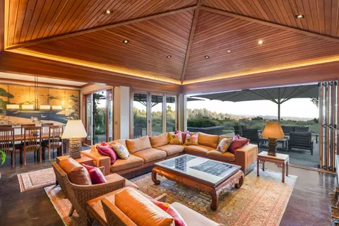 Living - 1080 Larsen Rd, Aptos, CA 95003 photo 5 of 11