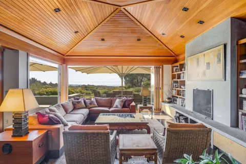 Living - 1080 Larsen Rd, Aptos, CA 95003 photo 6 of 11