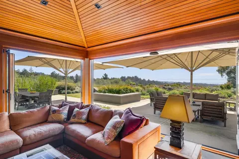 Living - 1080 Larsen Rd, Aptos, CA 95003 photo 8 of 11