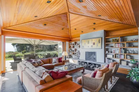 Living - 1080 Larsen Rd, Aptos, CA 95003 photo 3 of 11