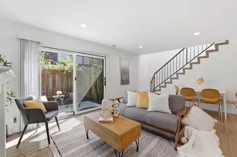 Living - 709 Winstead Ct, Sunnyvale, CA 94087 photo 2 of 3