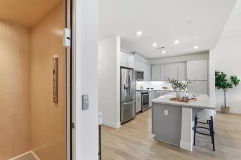 Entry Way - 195 Carson Falls Cmn, Fremont, CA 94539 photo 4 of 4