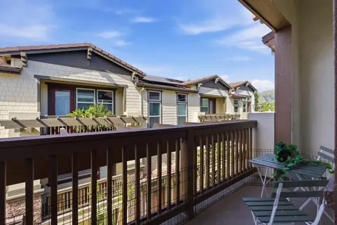 Exterior - 195 Carson Falls Cmn, Fremont, CA 94539 photo 3 of 8