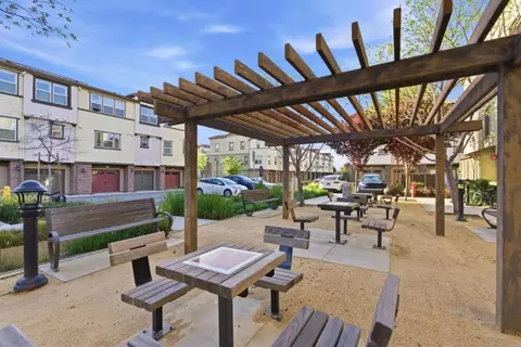 Exterior - 195 Carson Falls Cmn, Fremont, CA 94539 photo 8 of 8